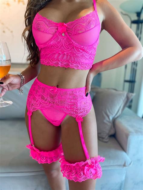 Conjunto De Lingerie Mademoiselle Rosa Neon Dolce Pecado