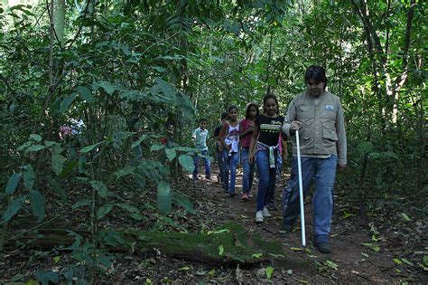 Trilha no Parque Estadual do Prosa Foto Edemir Rodrigues Agência de