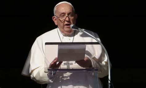 Pope Francis Authorizes Blessings For Same Sex Couples