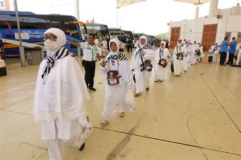 Jamaah Haji Indonesia Gelombang Kedua Tiba Di Jeddah