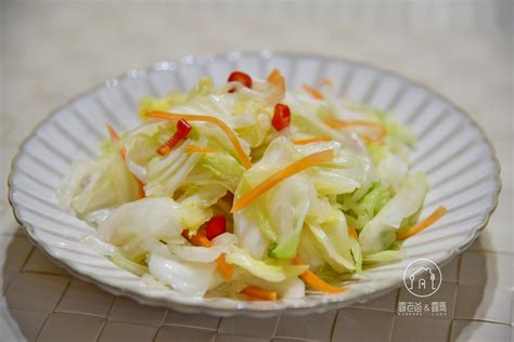 【食譜】台式泡菜｜作法簡易的臭豆腐泡菜，酸甜開胃解膩的蔬食料理 露老爸and露瑪