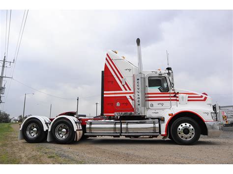 2009 KENWORTH T408 For Sale