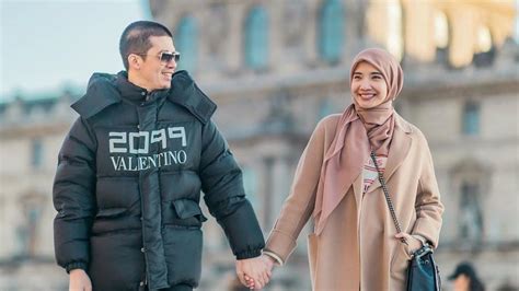 Zaskia Sungkar Dan Irwansyah Mulai Jalani Program Bayi Tabung Showbiz