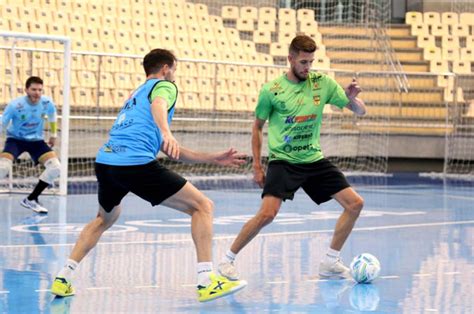 Jaraguá Futsal enfrenta Campo Mourão no primeiro jogo fora pela LNF