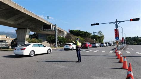 大年初四國5、蘇花路廊收假北返車潮湧現 恐塞至明日凌晨2點 生活 工商時報