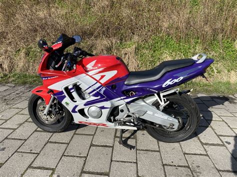 Honda Cbr F Orginalna Bardzo Dobry Stan Sportowy Warto