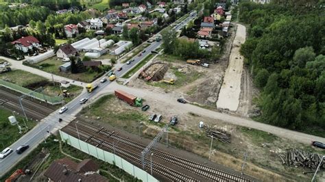 Będzie szybciej i bezpieczniej Budujemy skrzyżowania dwupoziomowe