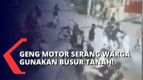 Aksi Brutal Sekelompok Geng Motor Serang Warga Seorang Pemuda Tiba