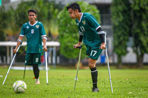 FOTO Semangat Berlatih Timnas Garuda INAF Jelang Kualifikasi Piala