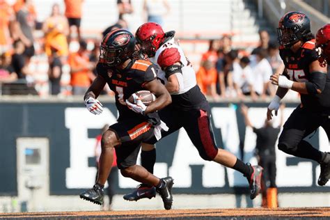 Oregon State football live updates: No. 14 Beavers at No. 21 Washington ...