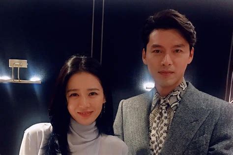 Son Ye Jin Y Hyun Bin Celebran Que “the Negotiation” Ha Superado El Millón De Espectadores Soompi