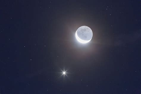 Crescent Moon, Venus | Geraint Smith Photography