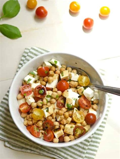 Caprese Salad With Chickpeas 5 Ingredients Mighty Mrs Super Easy Recipes