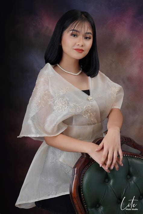 Grad Photos Makeup Photo Makeup Graduation Pictorial Creative Shot