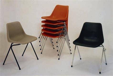 Robin Day Polyprop Chair