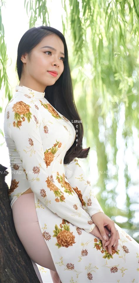 Pin By Anh Tran On Hot Ao Dai Ao Dai Vietnam Dress Dress