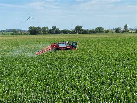 Field Observations Ontario Grain Farmer