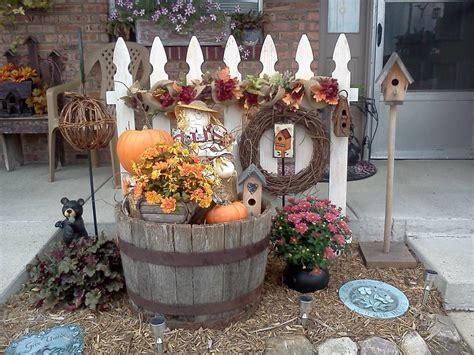 Picket Fence Decorating Ideas