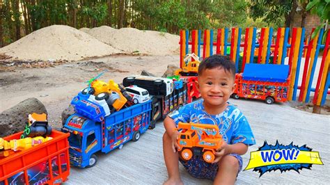 Mencari Mainan Mobil Truk Tronton Panjang Excavator Bulldozer Thomas