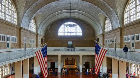 Ingresso para a Estátua da Liberdade e Ellis Island balsa do Battery