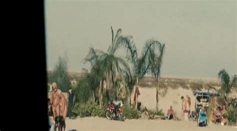 Unknown Nuda 30 Anni In Into The Wild Nelle Terre Selvagge