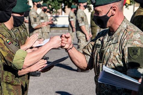 Lietuvoje lankosi JAV Specialiųjų operacijų pajėgų vadas 15min lt