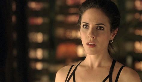 Anna Silk As Bo Lost Girl S1e10 The Mourning After Screencap By