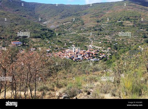 Nucleated Rural Settlement Hi Res Stock Photography And Images Alamy