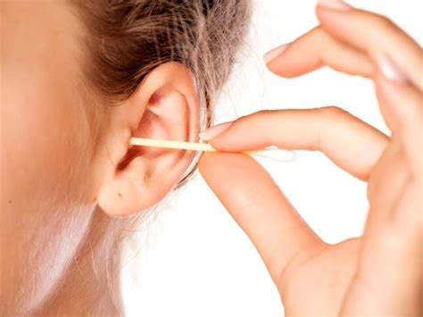 Ear Irrigation Purpose Procedures And Risks