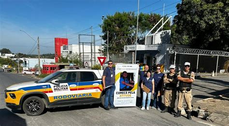 Pol Cia Rodovi Ria Realiza Blitz Educativa Em Alus O Ao Maio Amarelo