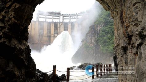 陕西省汉中市强降雨 石门水库提闸泄洪