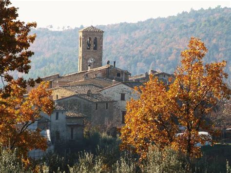 Natale Tra Le Mura Del Borgo Di Cannara E Nel Piccolo Castello Di