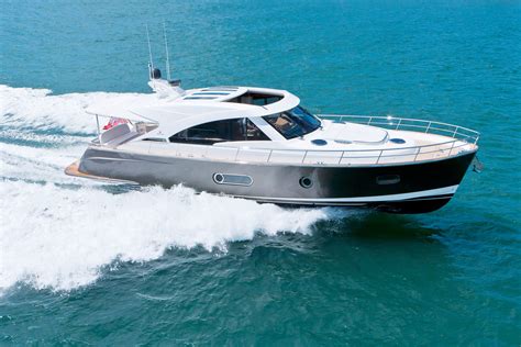 New Belize 54 Sedan Motoryacht For Sale SYS Yacht Sales