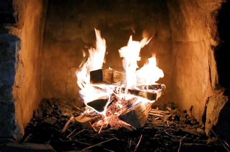 Enjoy The Burning Yule Log From Valley Forge National Park