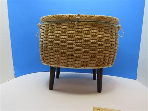 Gorgeous Abstract Singer Vintage Wicker Sewing Basket Plastic Interior