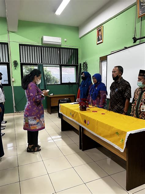 Latihan Dasar Kepemimpinan Osis Smp Negeri 243 Jakarta