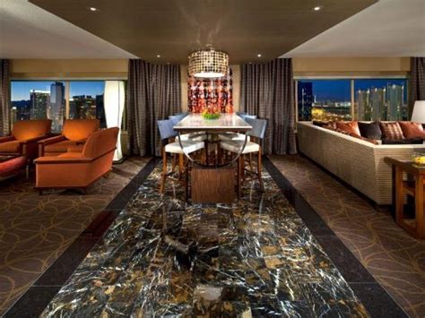 Skyline Marquee Suite – Magellan Luxury Hotels