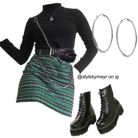 -oೃ* on Instagram: “15: teenager emo phase #punkusslookbookchallenge ...