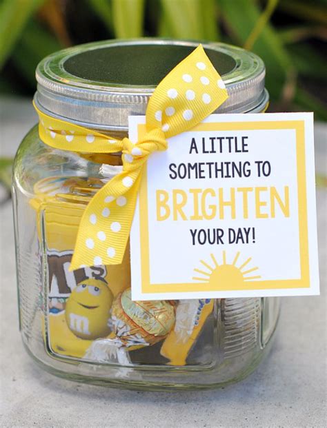 Brighten Up Your Office with these DIY Gift Ideas!