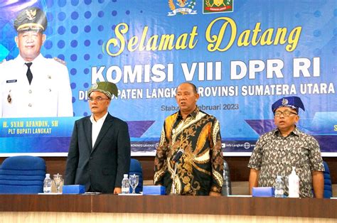 Terima Bantuan Kemensos Pada Kunker Komisi VIII DPR RI Kementerian