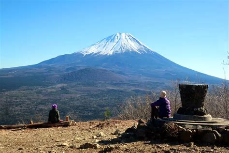 【初心者も安心】三方分山登山の難易度 精進湖と富士山の眺望が素晴らしい｜ルート紹介から探す｜登山・トレラン・山スキーマガジン「山旅旅」