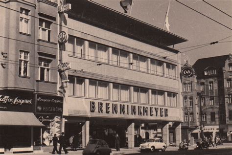 Vor Dem Kaufhaus WDR Digit