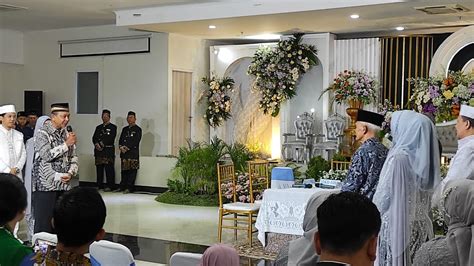 Suasana Khitmat Akad Nikah Pernikahan Di Gedung Stie Bpd Jateng