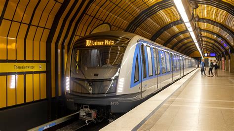 U Bahn Im Oktoberfest Modus Rolltreppen Mit Mehr Tempo Bahnblogstelle