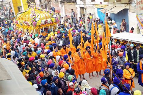 Patna Sikh Devotees Participate In Nagar Kirtan Gallery Social News Xyz