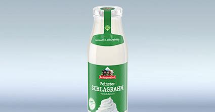 Comeback Des Schlagrahms In Der Glasflasche Molkerei Berchtesgadener Land