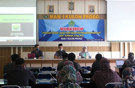 MAN 1 Kulon Progo Adakan Workshop Penilaian Hasil Belajar MAN 1 Kulon