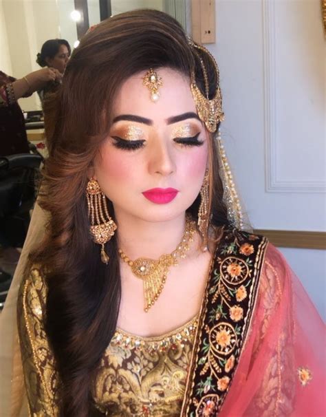 Pin by 👑mar u.j👑 on Mehndi brides makeup hair | Asian bridal makeup ...