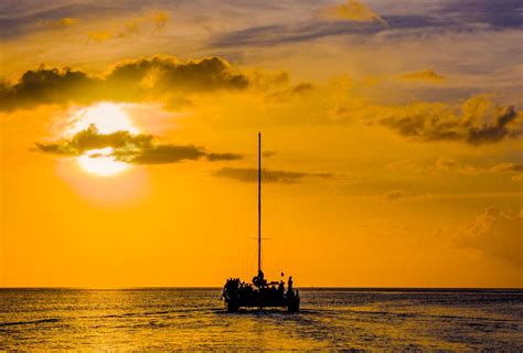 The Pitons in St. Lucia: The Ultimate Guide | SANDALS