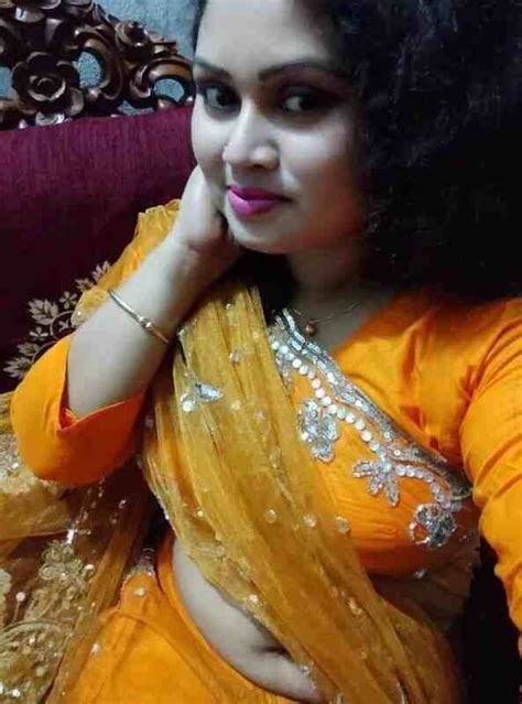 Super Hottest Bhabi Naked Images Pics Full Nude Pics Album